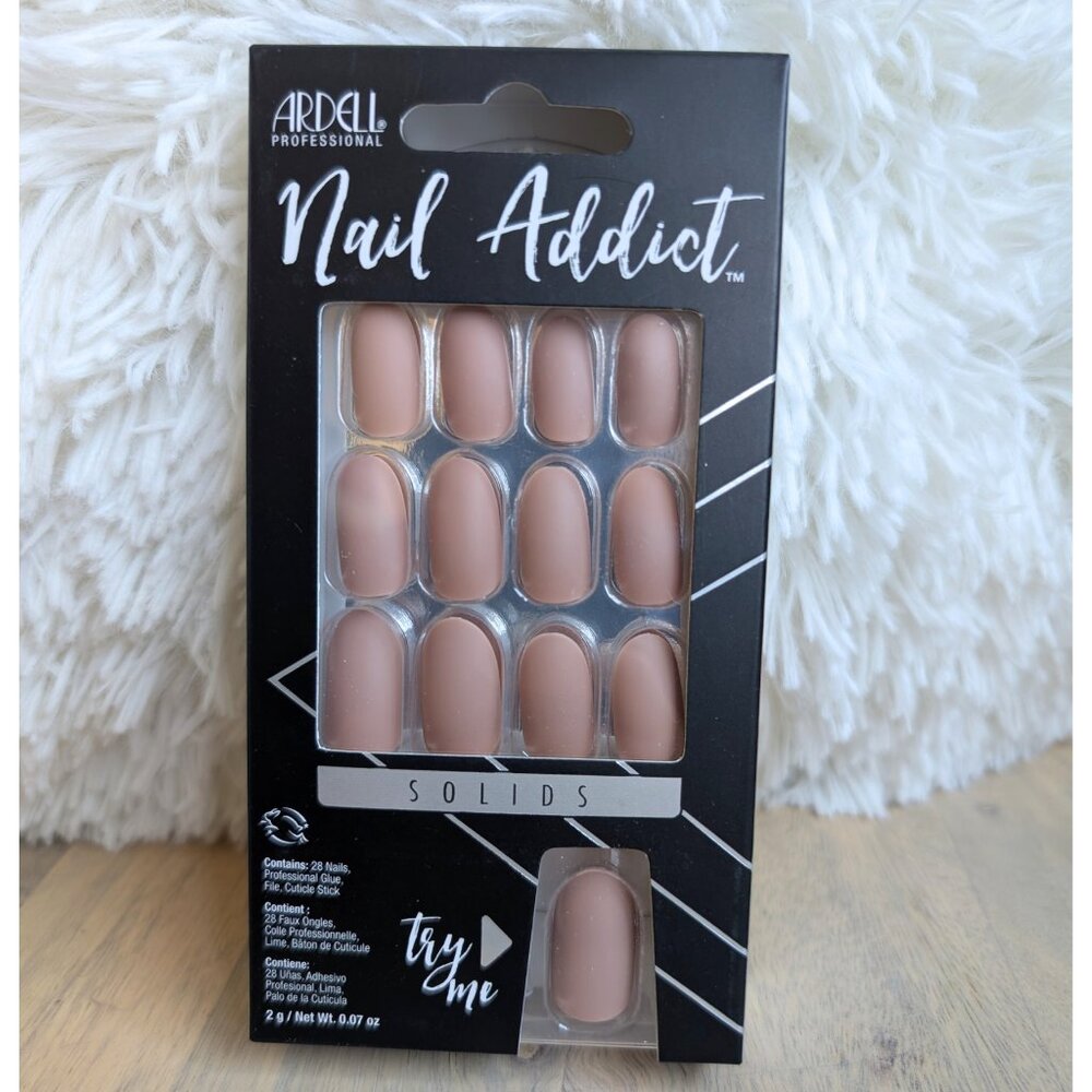 Ardell Nail Addict Solids Press-On Nails – Nude Matte (28 Nails)